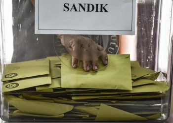 Şimdi karar verme zamanı: Ya biz kazanacağız ya karanlık kazanacak!